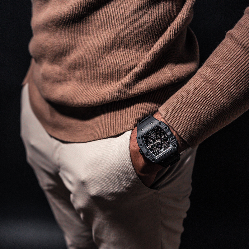 Explorer Series - Carbon Fiber BG9907 Black