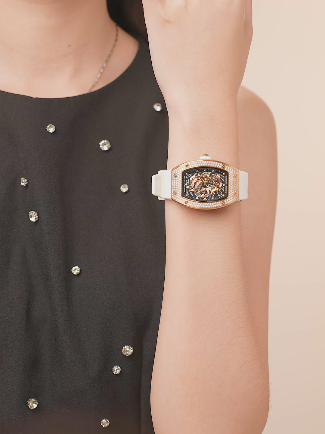 BG9910 Elegant Tonneau Crystal Mechanical Watch for Women